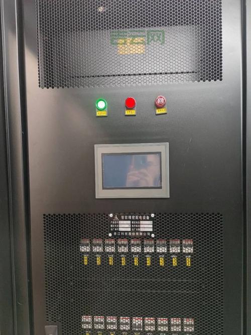 什么是服务器托管？全面解析及优势分析