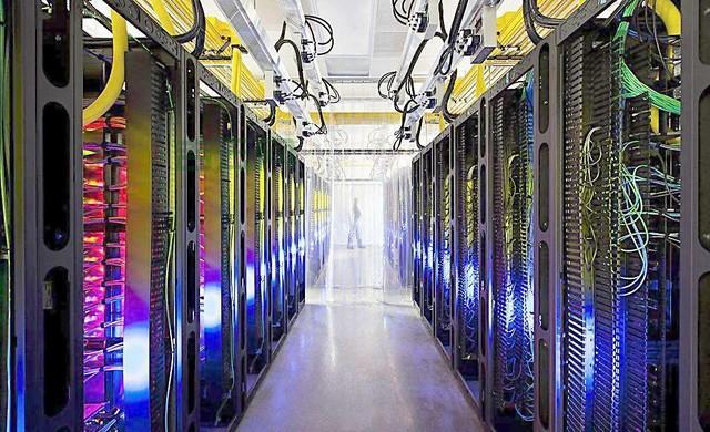 什么是服务器托管？全面解析及优势分析