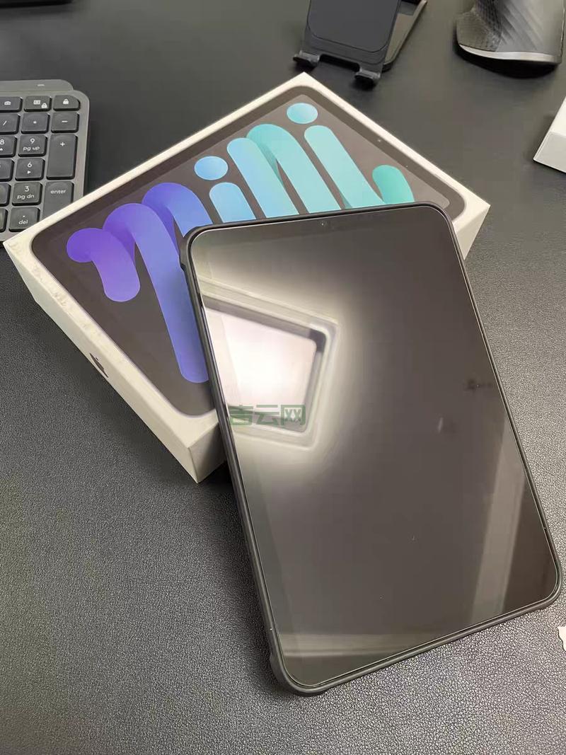 macbookair11寸屏幕多大？小巧便携看视频爽吗？