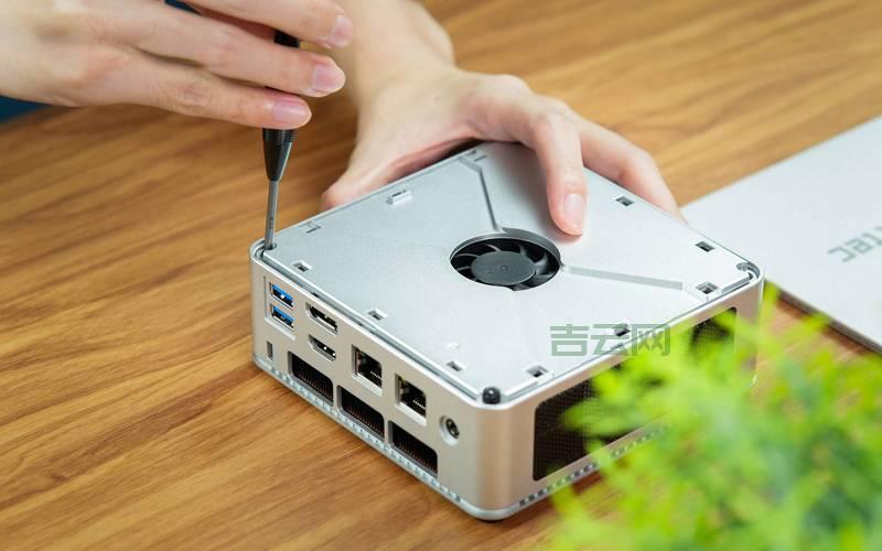 NEC迷你主机上手体验：小巧好看性能也不错