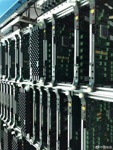 主机托管:告别机房烦恼,轻松上网