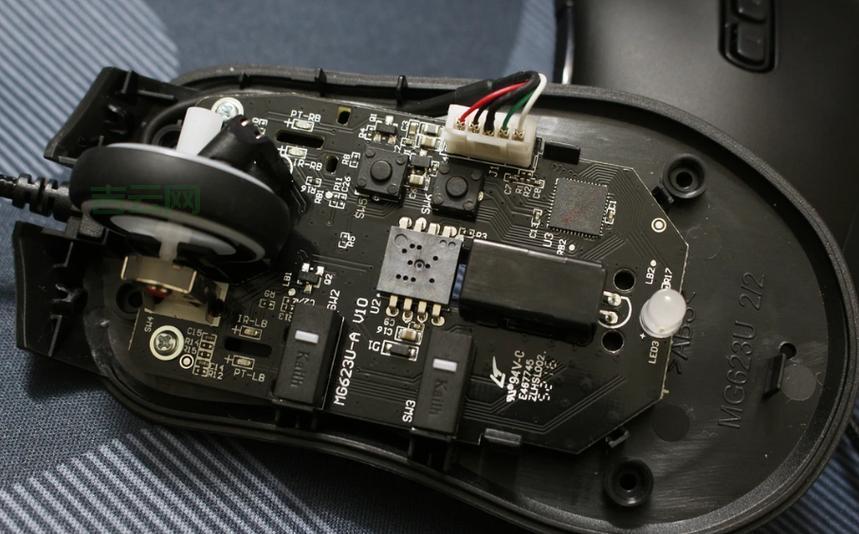 鼠标单击变双击影响操作？原因和解决方法都在这！